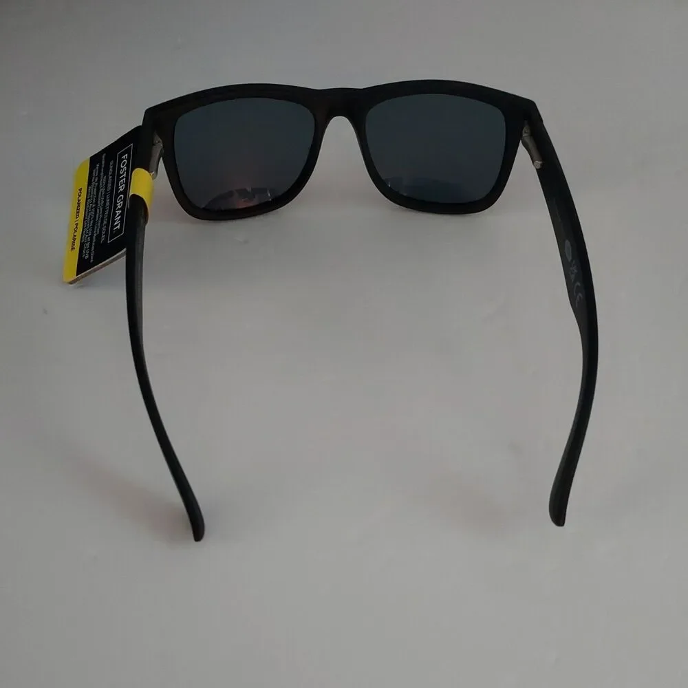 Foster Grant Polarized Black Red Mirrored Sunglasses 100% UVA-UVB - NEW